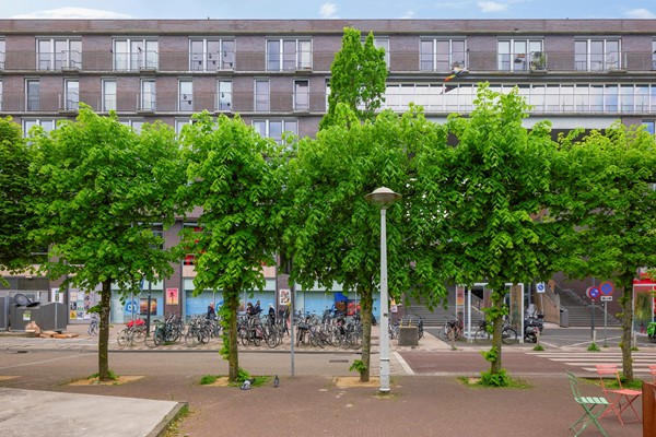 Medium property photo - Bos en Lommerplein 46, 1055 EK Amsterdam